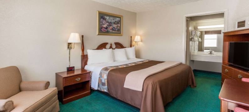 秘鲁骑士酒店(Knights Inn Peru)图片