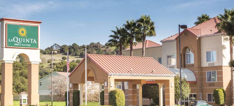 费尔菲尔德纳帕谷拉昆塔温德姆套房酒店(La Quinta Inn & Suites by Wyndham Fairfield - Napa Valley)图片