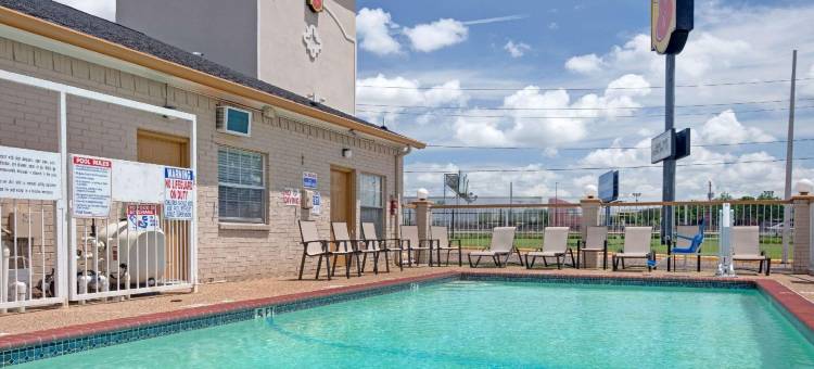 达拉斯东速8酒店(Super 8 Dallas East Near Fair Park Downtown)图片