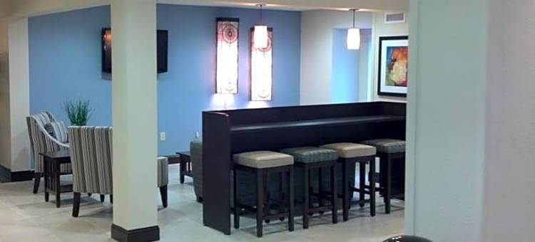 格林维尔麦客达套房酒店(Microtel Inn & Suites by Wyndham Greenville / Woodruff Rd)图片