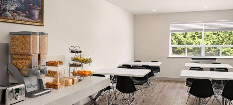 格雷文赫斯特豪生酒店(Howard Johnson by Wyndham Gravenhurst)图片