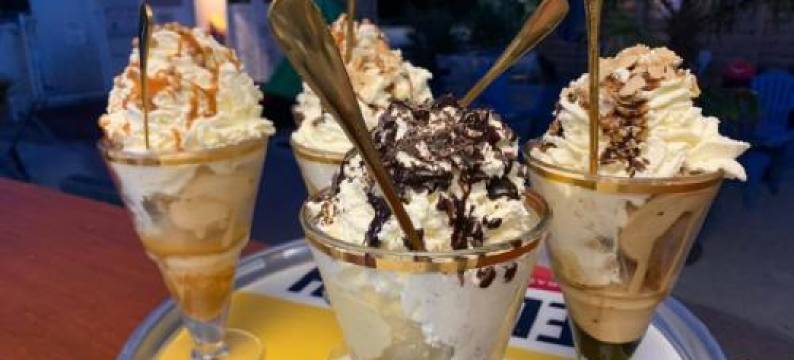 卡洛林斯露营酒店(Camping les Carolins - 4 étoiles)图片