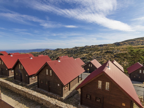 月神蒙塔纳木屋酒店