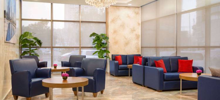 科威特市中心温德姆华美达安可酒店(Ramada Encore by Wyndham Kuwait Downtown)图片