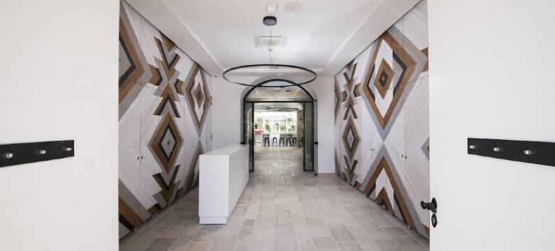 拉苏雷酒店及码头(Lazure Hotel & Marina)图片