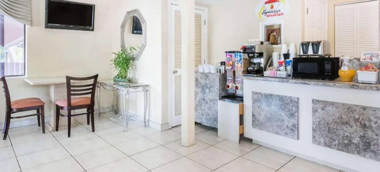 沃尔顿堡滩速8酒店(Super 8 by Wyndham Ft Walton Beach)图片