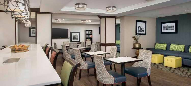 匹兹堡蒙罗维尔欢朋酒店(Hampton Inn Pittsburgh/Monroeville)图片