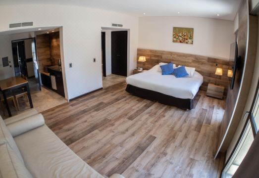 Mod Hotels Mendoza Hotel Overview