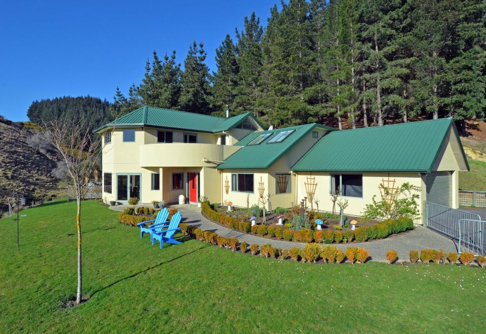 Hunters MoonOver view