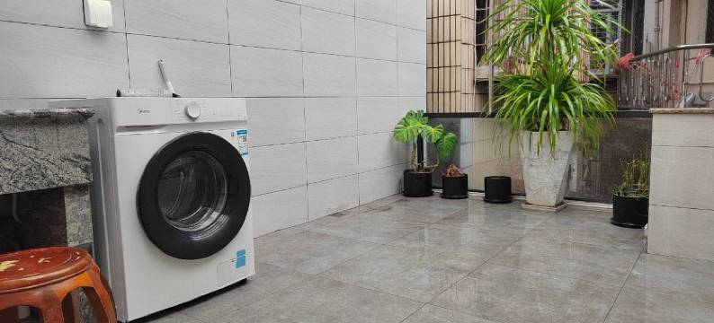 情深怕缘浅胡子老板民宿(外清巷分店)图片