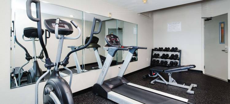 休斯顿霍比机场品质套房酒店(Quality Suites Houston Hobby Airport)图片