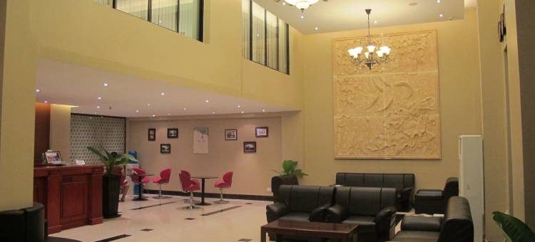 豪华河畔公寓酒店(Lux Riverside Hotel & Apartment)图片