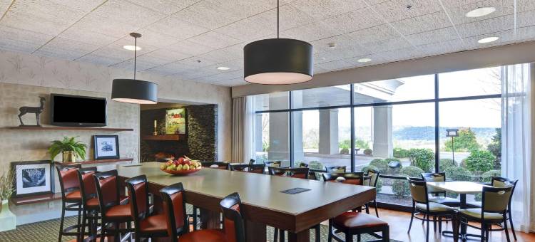 布卢姆斯堡希尔顿欢朋酒店(Hampton Inn Bloomsburg)图片
