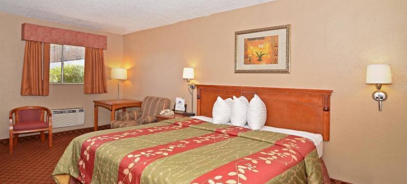 斯蒂芬维尔-圣保罗美洲最佳价值酒店(Americas Best Value Inn Crosstimbers)图片