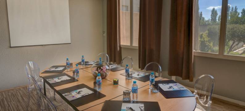 阿尔斯广场酒店(Hôtel Arles Plaza)图片