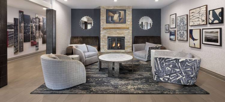 由雷迪森管理的 Country Inn & Suites 阿什维尔市中心隧道路(Country Inn & Suites by Radisson Asheville Downtown Tunnel Road)图片