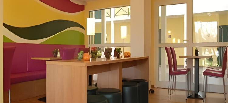 柏林根斯哈根南部B&B酒店(B&B HOTEL Berlin Genshagen-Süd)图片