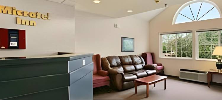 奥拉西6号汽车旅馆(Motel 6 Olathe, KS)图片