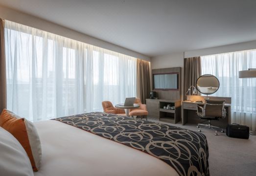 Clayton Hotel CharlemontOver view