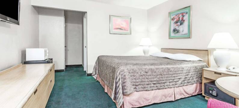 拉格兰德Travelodge by Wyndham酒店(Travelodge by Wyndham la Grande)图片