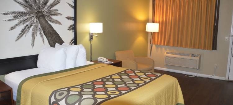 蒙蒂塞洛速8酒店(Super 8 by Wyndham Monticello)图片