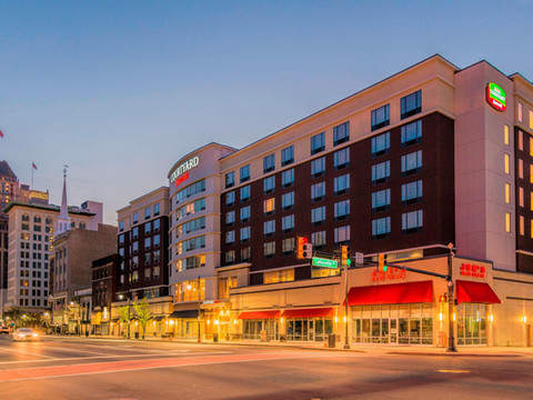 纽瓦克市中心万怡酒店