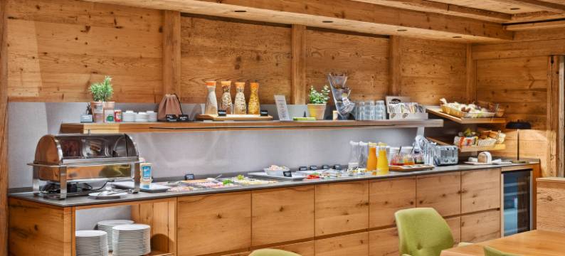 齐柏林酒店(Hotel Zeppelin)图片