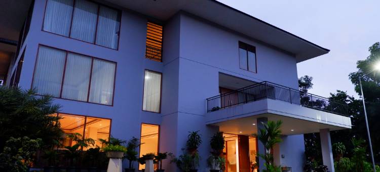 位于赛提亚布迪的1卧室公寓-24平方米|带1个独立浴室(Nava Magnolia Guest House)图片