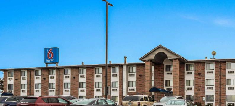 艾尔克格罗夫村6号汽车旅馆(Motel 6 Elk Grove Village, IL)图片