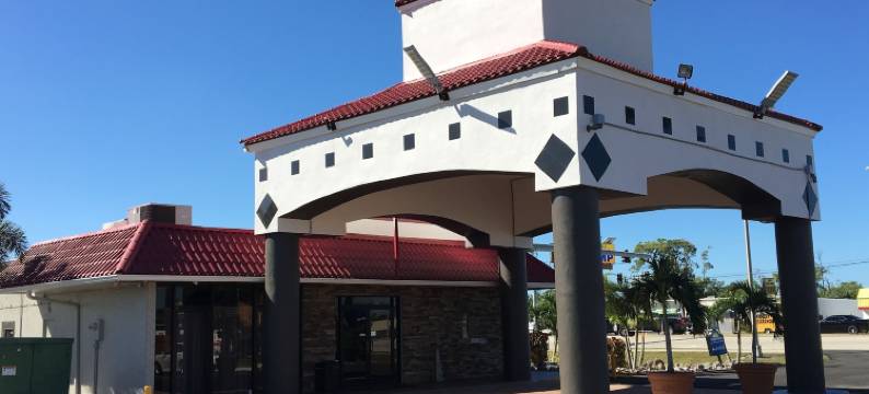 迈尔斯堡戴斯酒店(Days Inn by Wyndham Fort Myers)图片