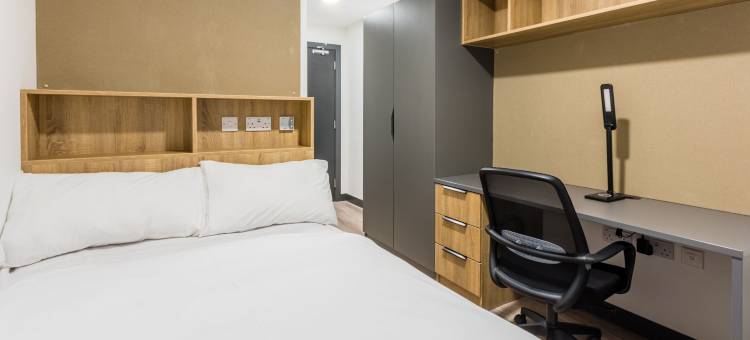 天命学生 - 阿迪点(Destiny Student - Ardee Point)图片