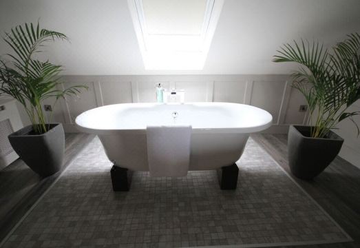 Quinlan & Cooke Boutique Townhouse and QCs Seafood Restaurant Hotel Overview