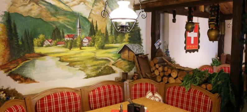 Zum Hirsch乡村酒店(Landhotel Zum Hirsch)图片