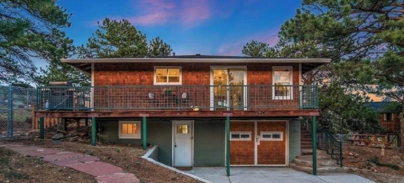 Charming Estes Getaway  New Hot Tub!  Pets OK 4Bd 2Bath图片