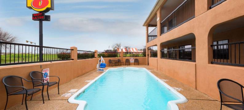 圣安东尼奥-河滨区速8酒店(Super 8 by Wyndham San Antonio/Riverwalk Area)图片