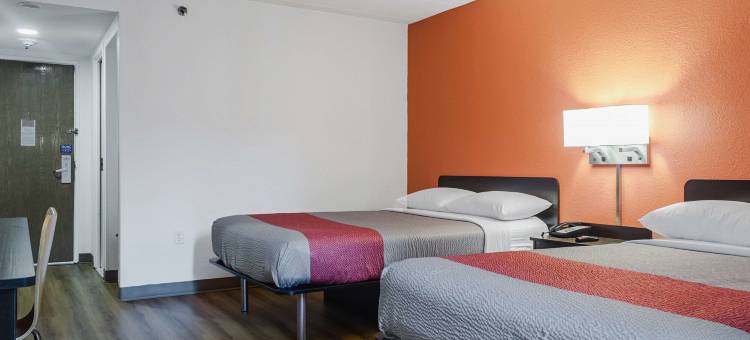 布罗克顿6号汽车旅馆(Motel 6 Brockton, MA)图片