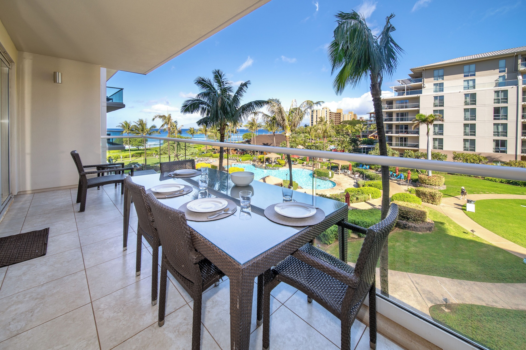 Outrigger Honua Kai Resort & Spa Over view