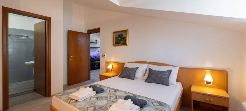 方塔纳别墅(Villa Fontana)图片