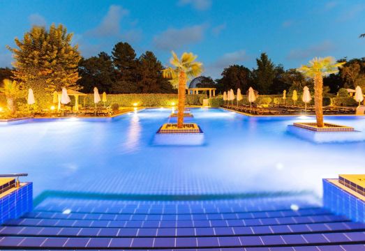 Primoretz Grand Hotel & SpaHotel Overview