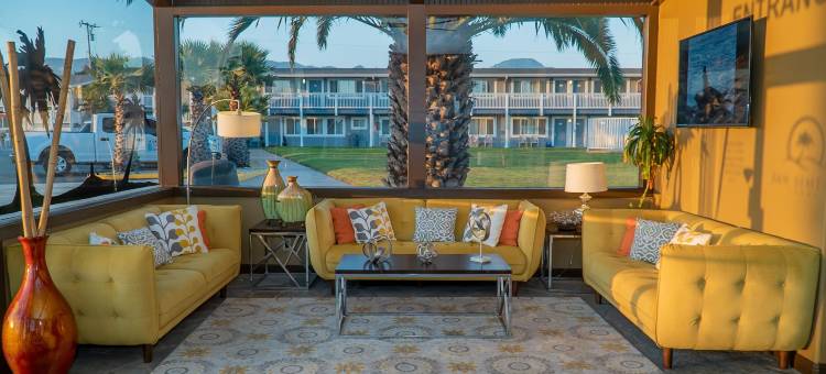 圣西蒙小屋(San Simeon Lodge)图片