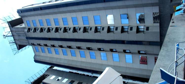 双塔公寓(Twin Towers Flat)图片