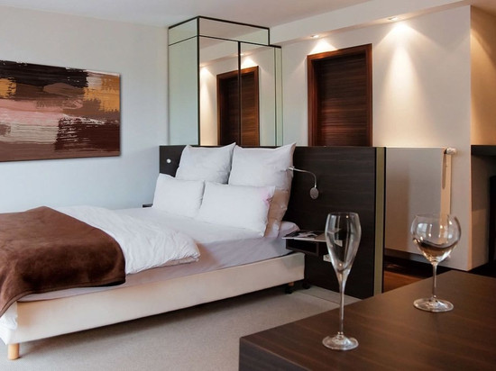 布勒费尔德寄宿式酒店