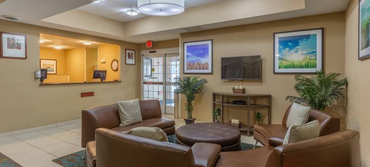 Candlewood Suites 南本德机场(Candlewood Suites South Bend Airport)图片
