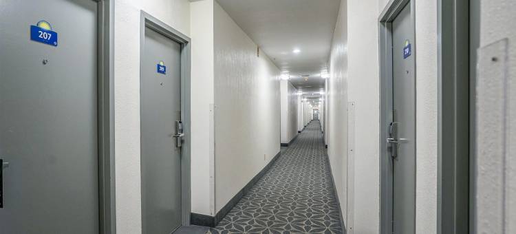 戴斯套房酒店-韦伯斯特航天航空局-克利尔湖-休斯顿(Days Inn & Suites by Wyndham NASA Space Center Houston)图片