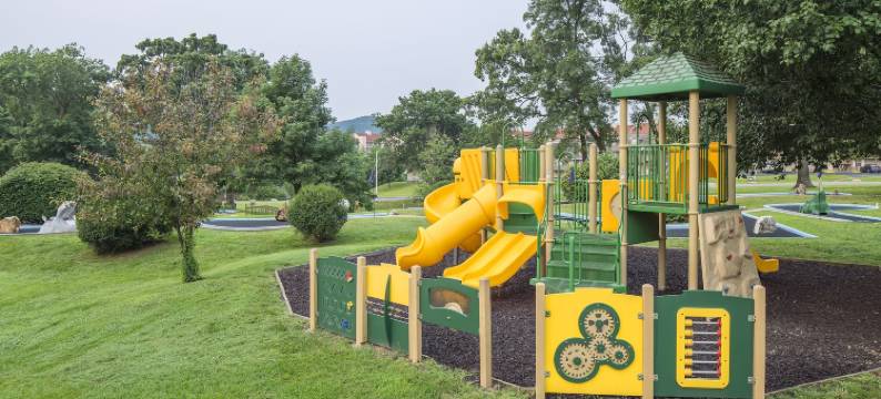 福尔溪套房酒店(The Suites at Fall Creek)图片