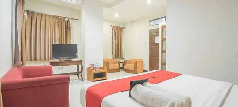 红门酒店3号-近万隆超级商城(RedDoorz Near Trans Studio Mall 3)图片