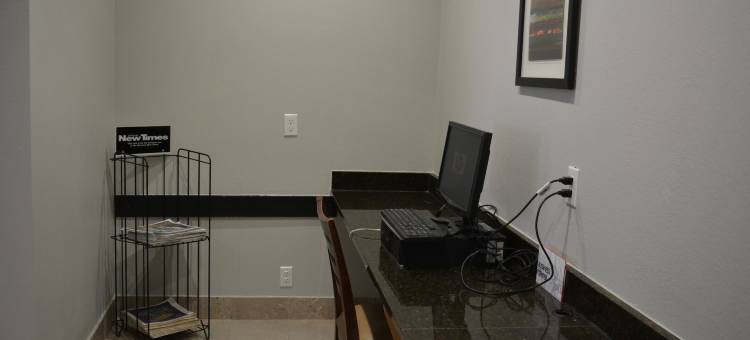 东锡拉丘兹品质酒店和套房 - 运载人圆圈(Quality Inn & Suites East Syracuse - Carrier Circle)图片