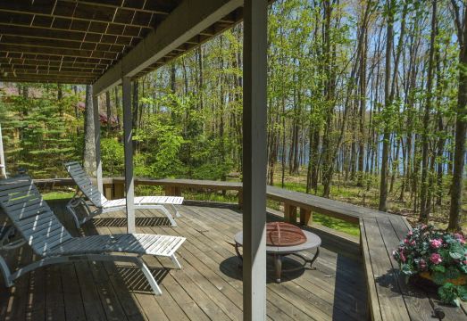 Donnas Choice Hotel Overview