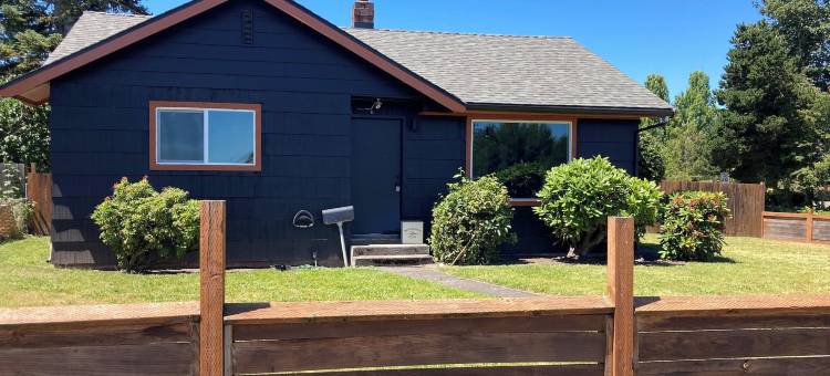 距翡翠唐斯3英里：宠物友好之家(3 Mi to Emerald Downs: Pet-friendly Home)图片