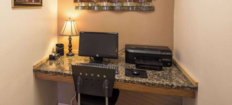 科达伦凯艺套房酒店(Quality Inn & Suites Coeur d'Alene)图片